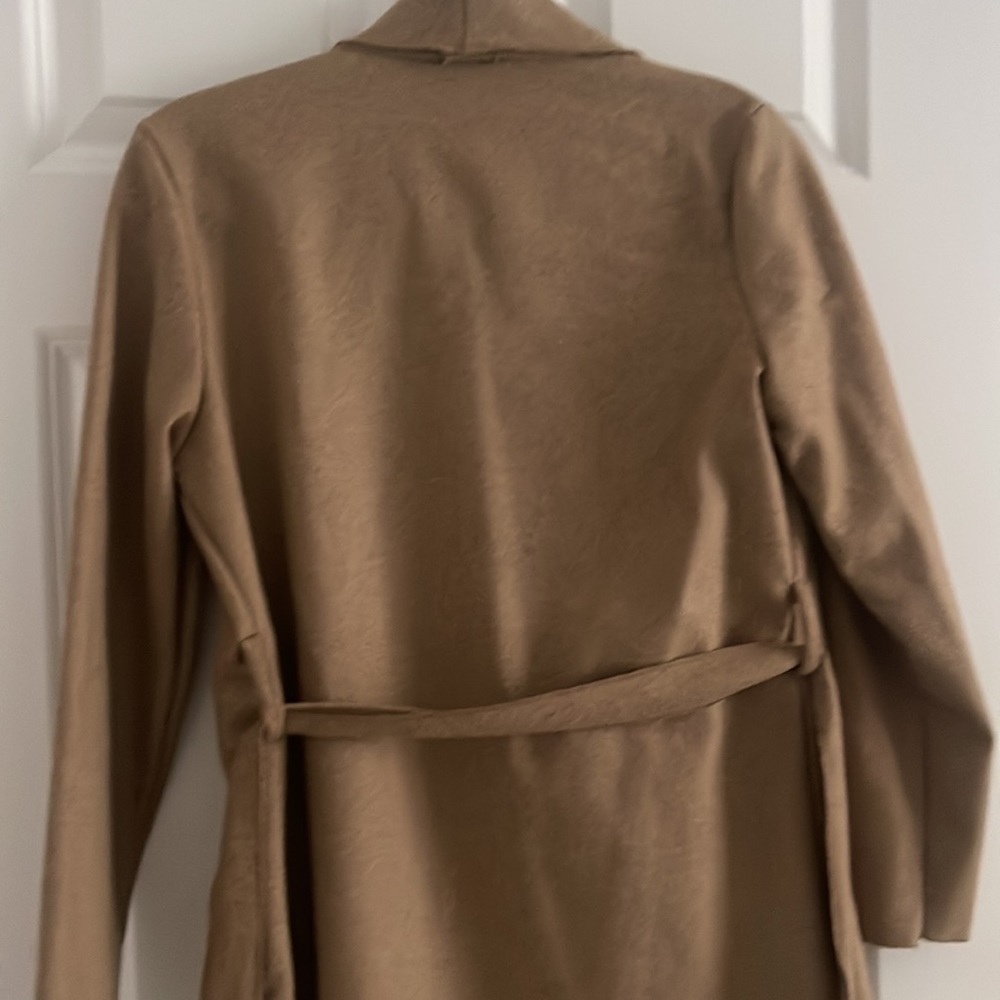 Lightweight Jacket - Picture 5 of 7